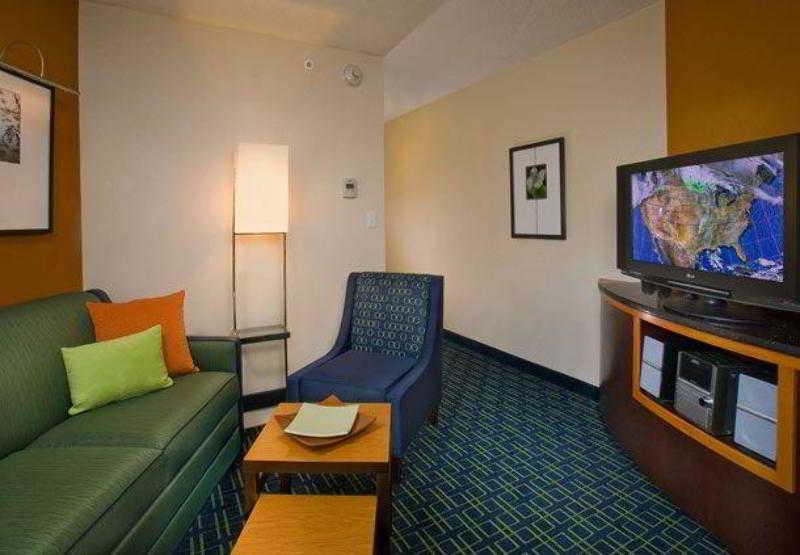 Fairfield Inn And Suites Нью-Буффало Номер фото