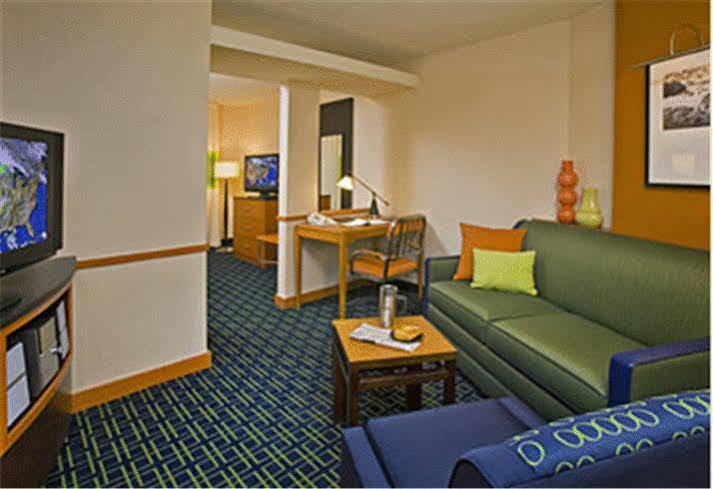 Fairfield Inn And Suites Нью-Буффало Экстерьер фото